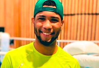 Sem saber o valor, menino acha figurinha de R$ 10 mil de Neymar - Portal da  Marcela Rosa